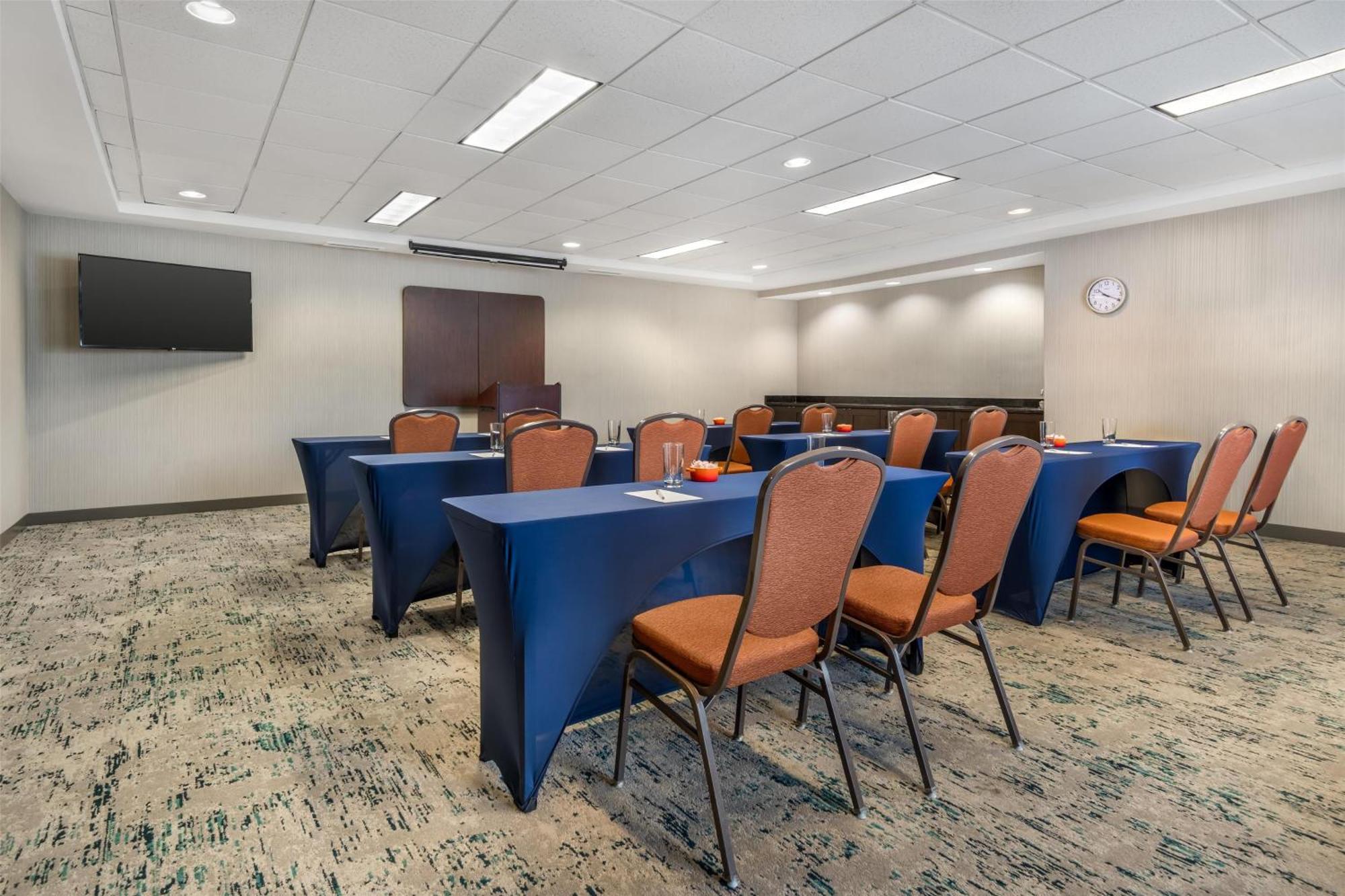 Hilton Garden Inn Лексингтон Экстерьер фото